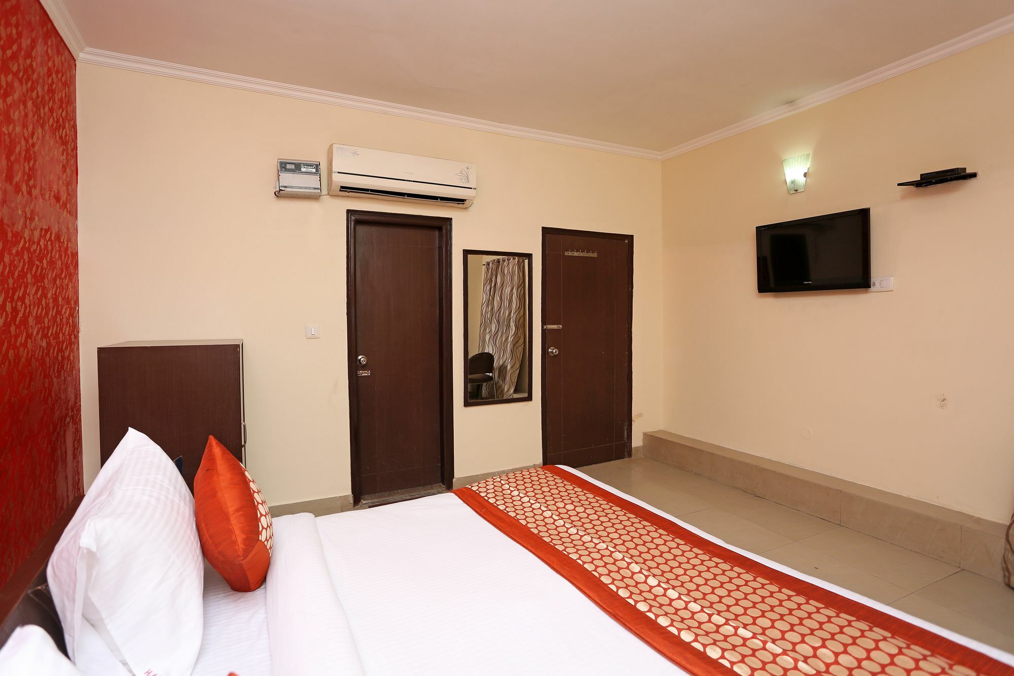 Hotel Aero Look Neu-Delhi Exterior foto