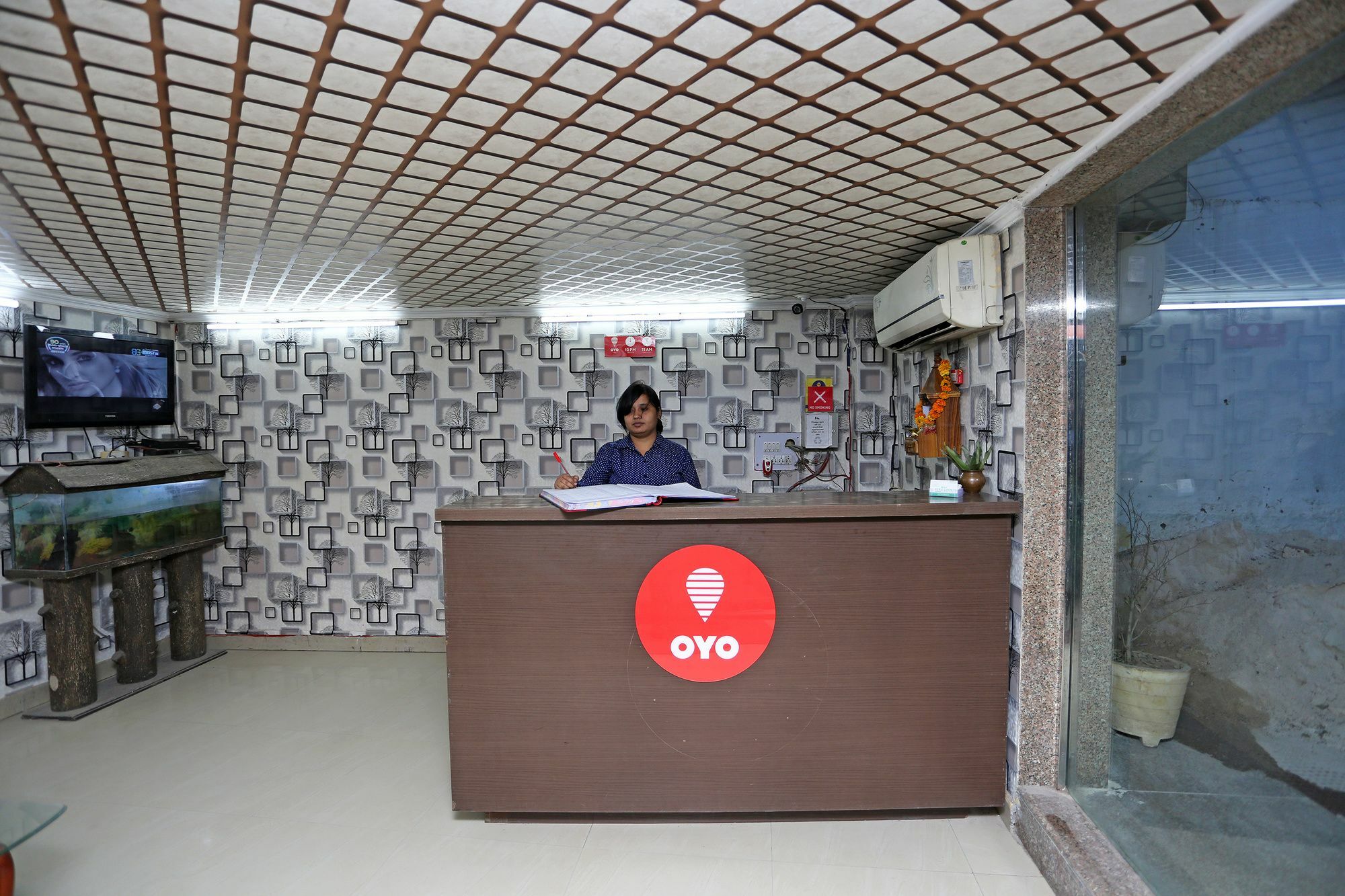Hotel Aero Look Neu-Delhi Exterior foto